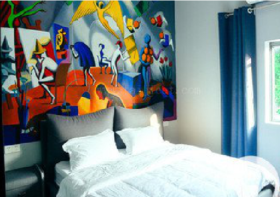 子长对于酒店的墙体彩绘而言更注重哪些方面？